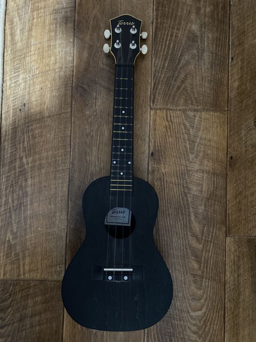 Продам Укулеле