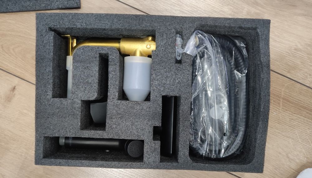 СРОЧНО!!Гигиенический душ, Lemark Ursus LM7220BL