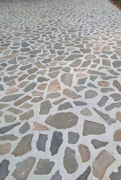 Piatră naturala nuanțe diferite