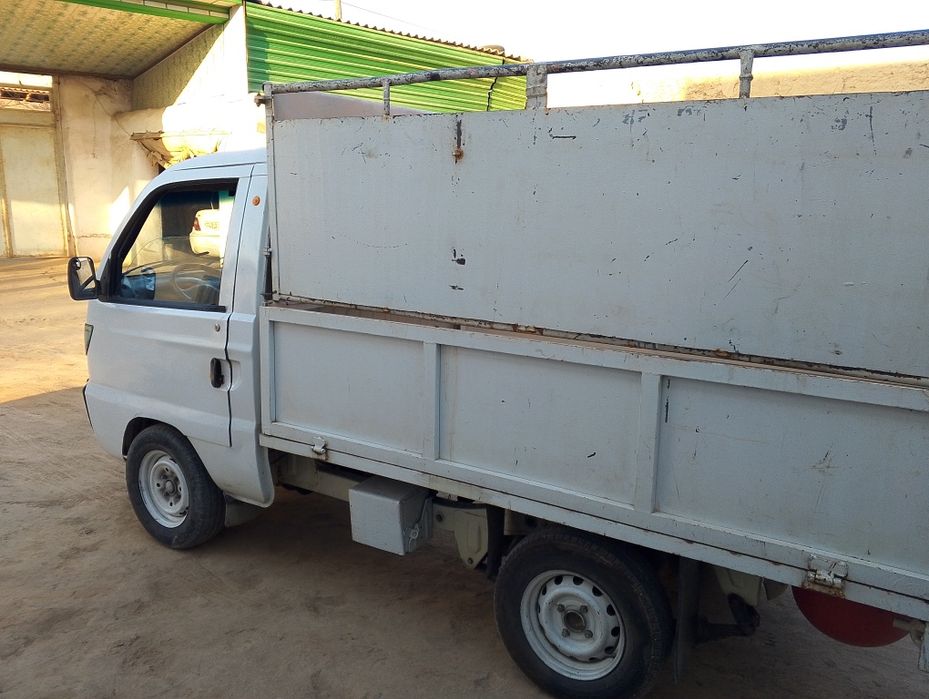 Лабо сотилади ёки обмен бартер