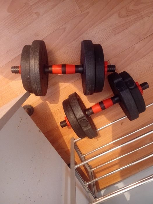 Продам гантели 4.5 кг каждый