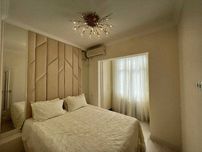 Сдам евро 2-комн квартиру 5/9на Яккасарай, улица Бобур. 474*