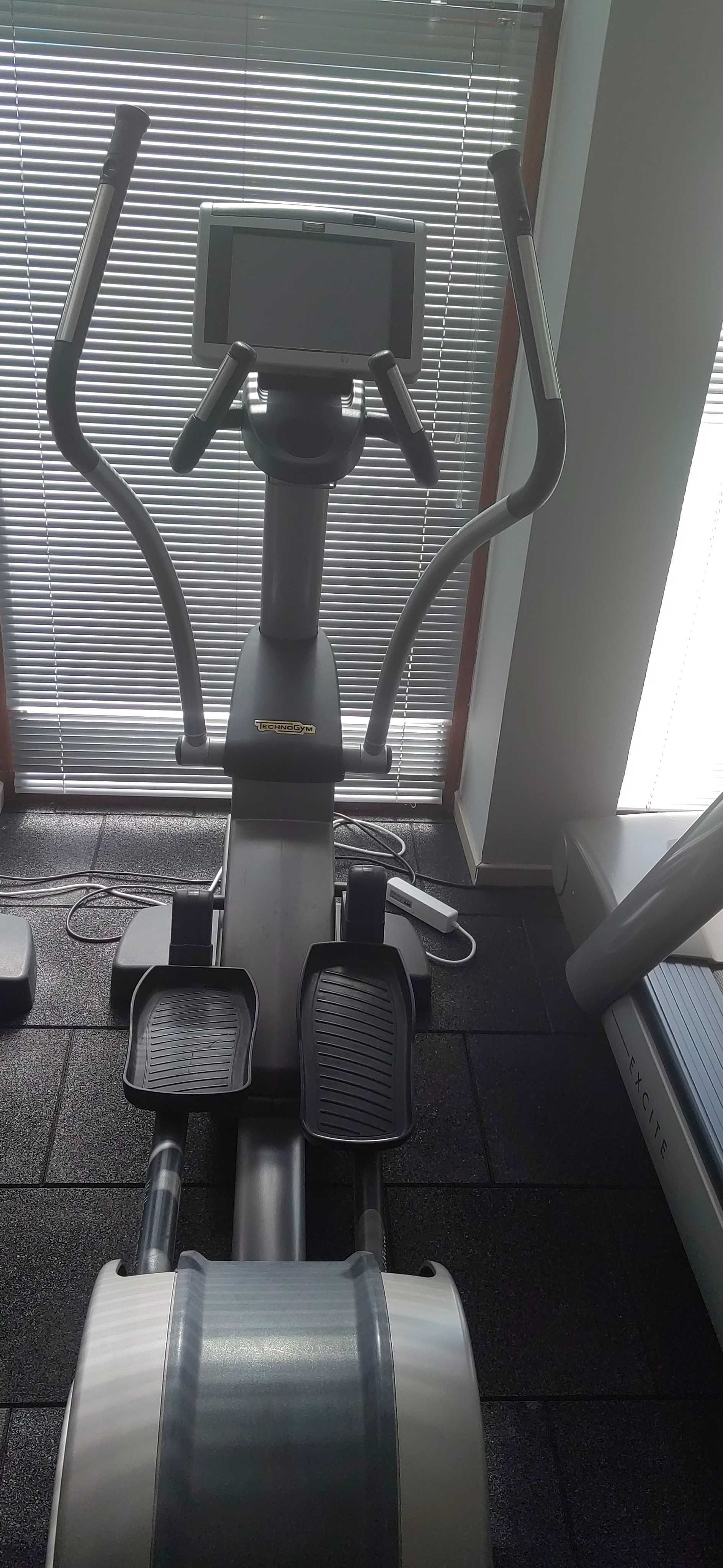 Кростренажор TechnoGym