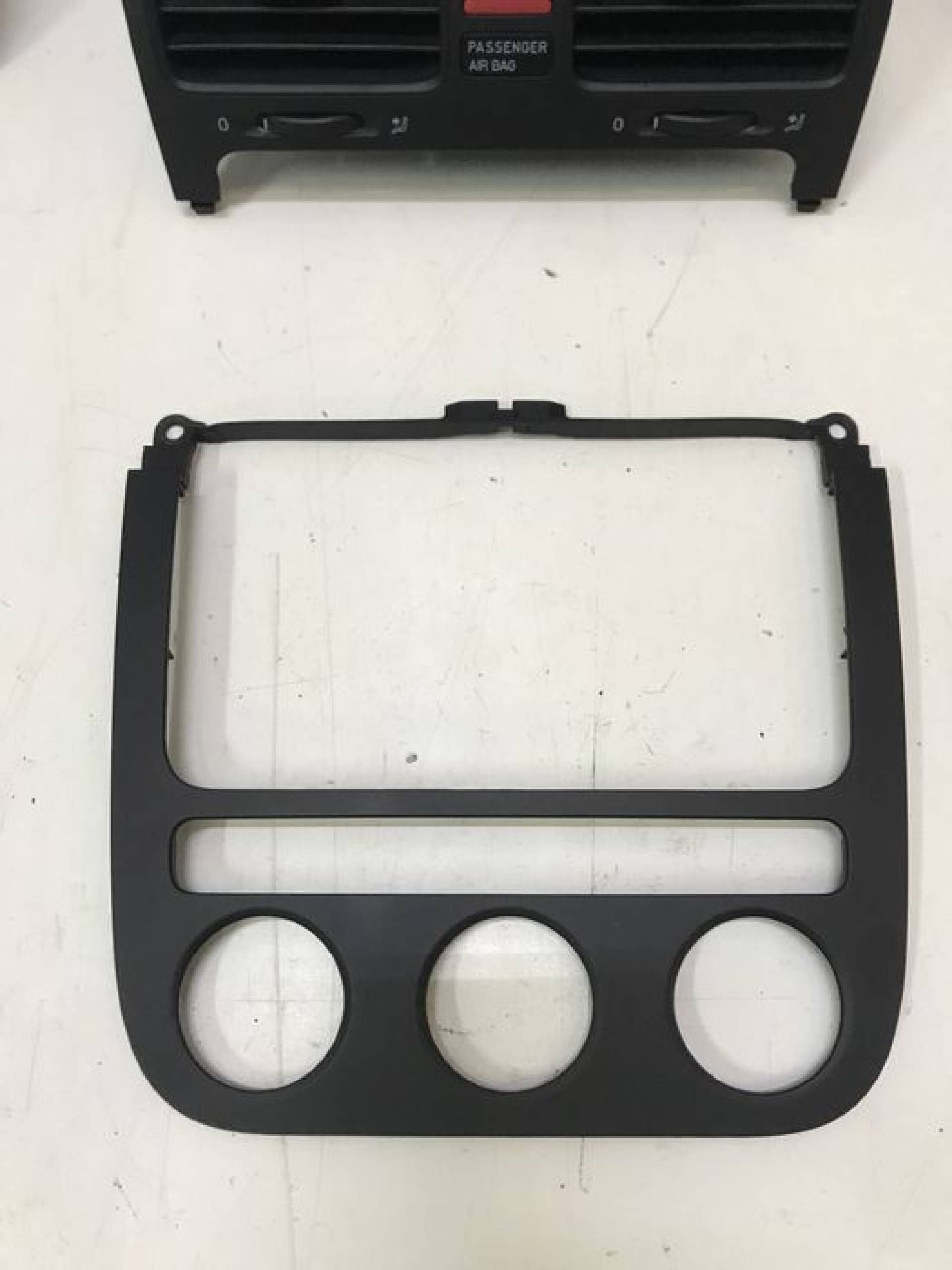 Grila aer ventilatie stânga dreapta rama Golf 5 Jetta