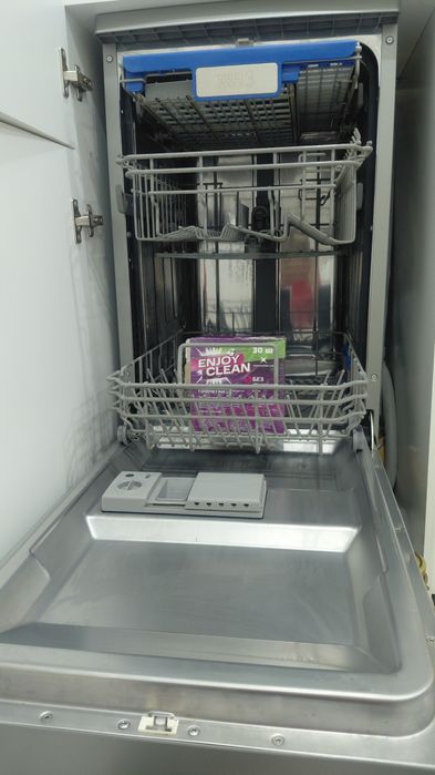 Посудомойка  продаётся