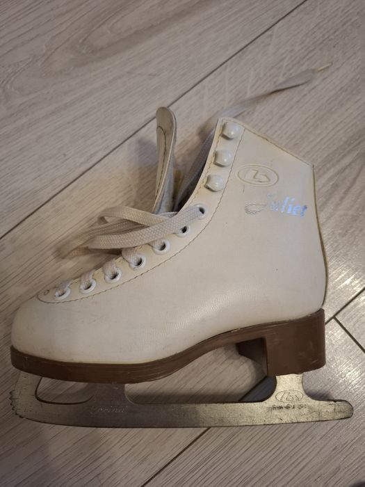 Фигурные коньки детские