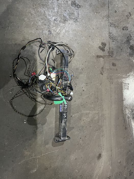 Теглич бмв х3 е83 ( teglich bmw x3 e83 )