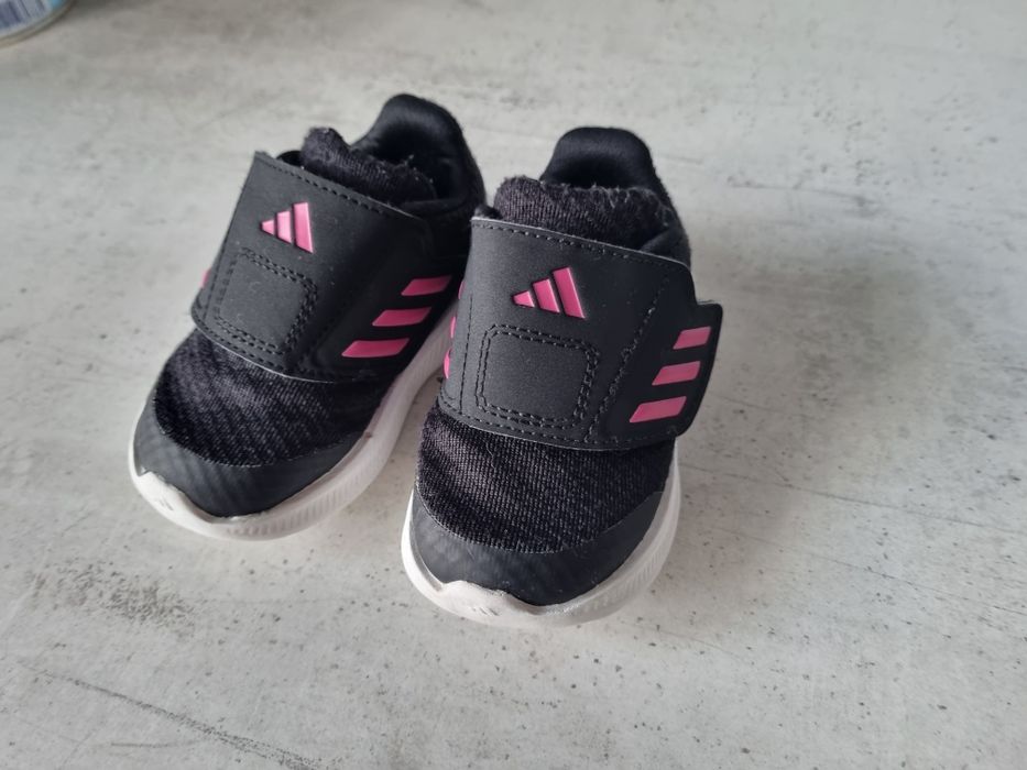 Маратончици Adidas р-р 20