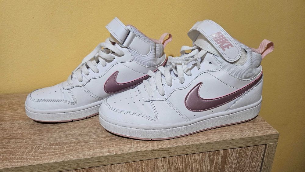 Обувки маратонки Nike