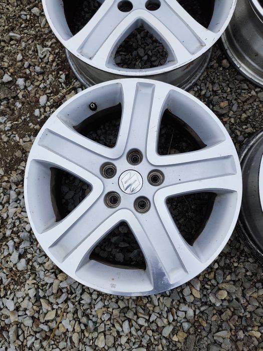 Джанти за Suzuki Grand Vitara 17x6.5J 2008 г