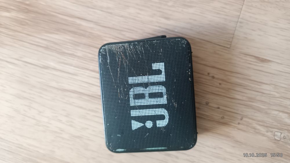 JBL Go Essential черный