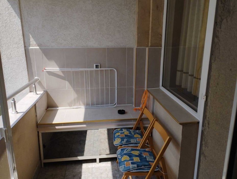 Дава се под наем Двустаен апартамент в Бургас, Лазур - 60 кв.м за 400 € - Снимка #2