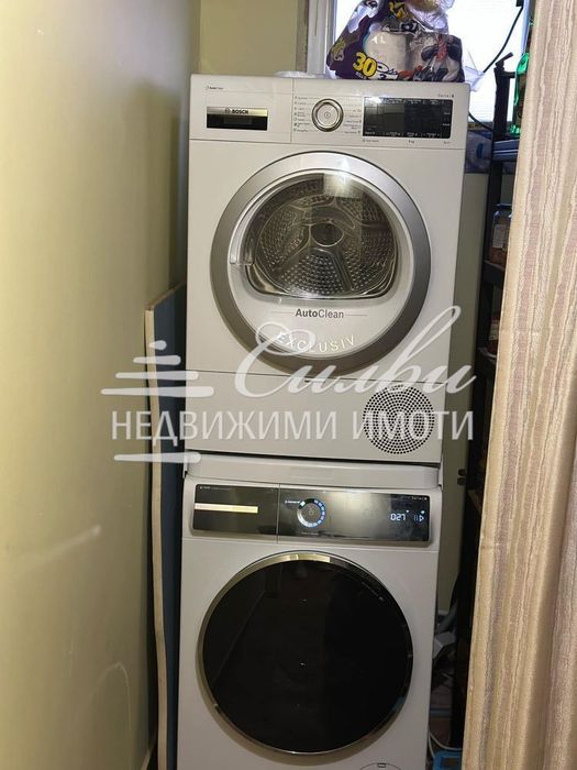 Етаж от МАСИВНА ТУХЛЕНА къща - кв. Дивдядово