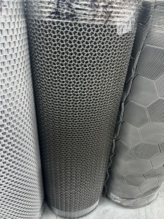 Коврик в рулоне для бассейна