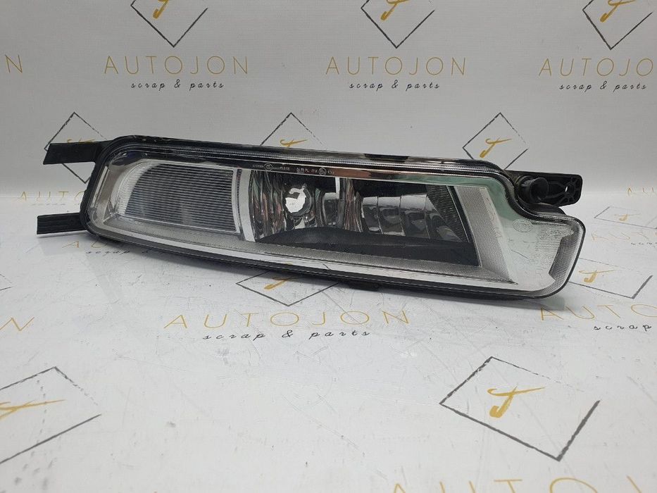 Proiector dreapta VOLKSWAGEN PASSAT Variant (3G5) [ 2014 - > ] HELLA 1NA 011.839-14 OEM 3G0941662L / 3G0 941 662 L