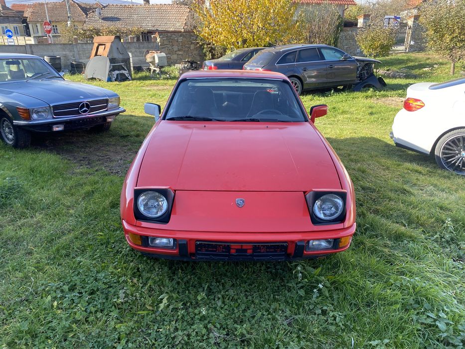 Porsche 924/ 2.0 i/ 125 cp/ injectie/ istoric/retro