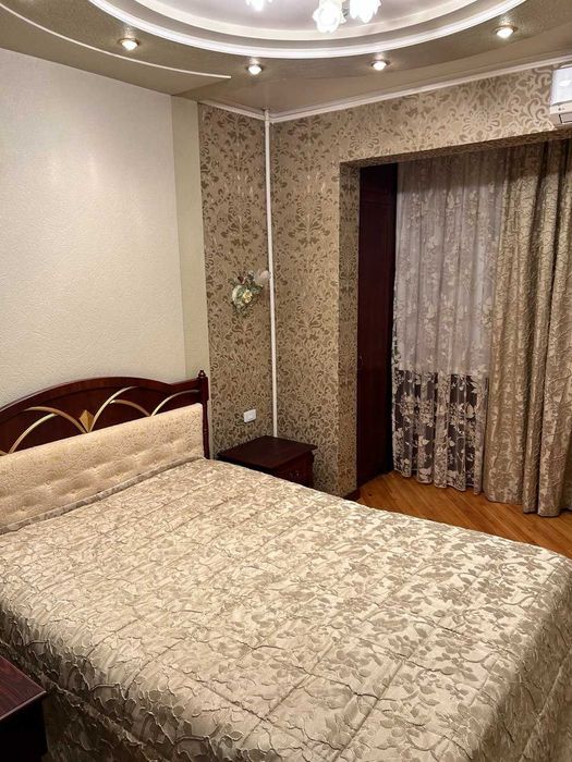 Сдам евро квартиру на Садык Азимова