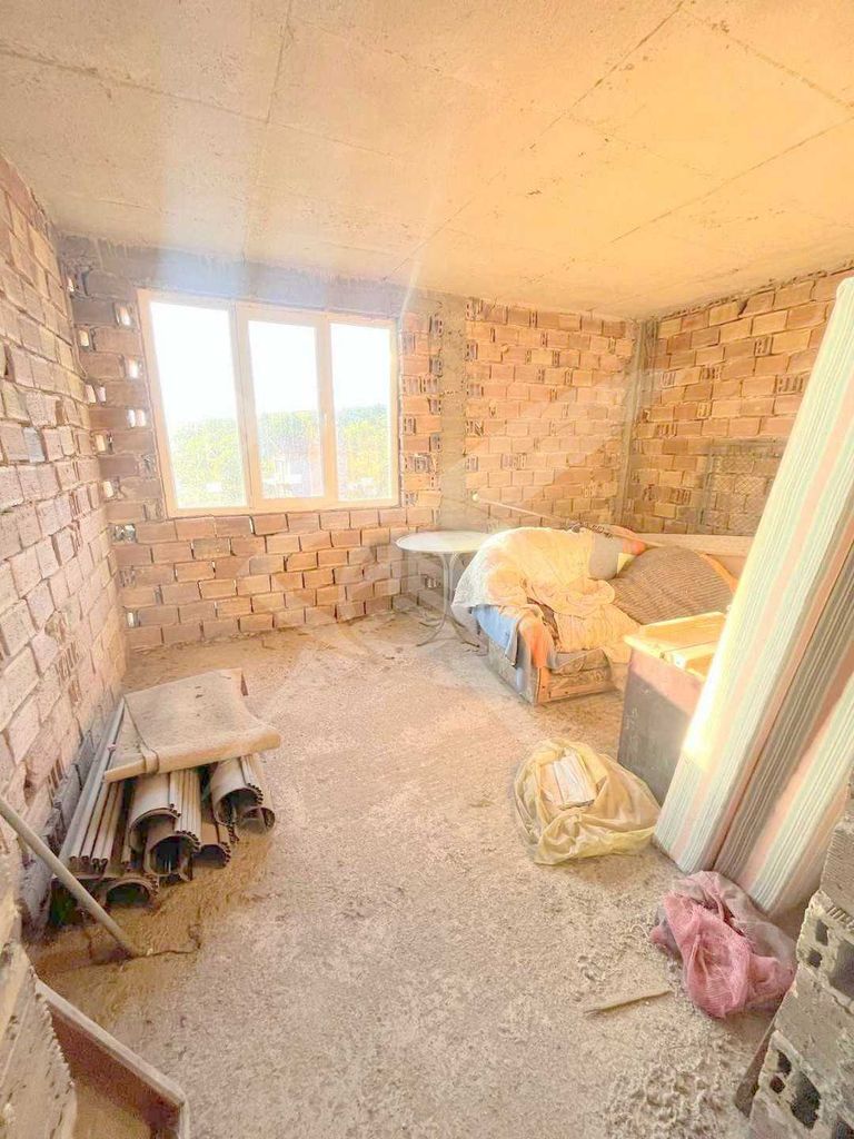 Продава се Къща в Костинброд - 349 кв.м за 373 €/кв.м - Снимка #12