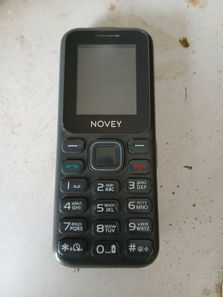 Novey knopka telefon