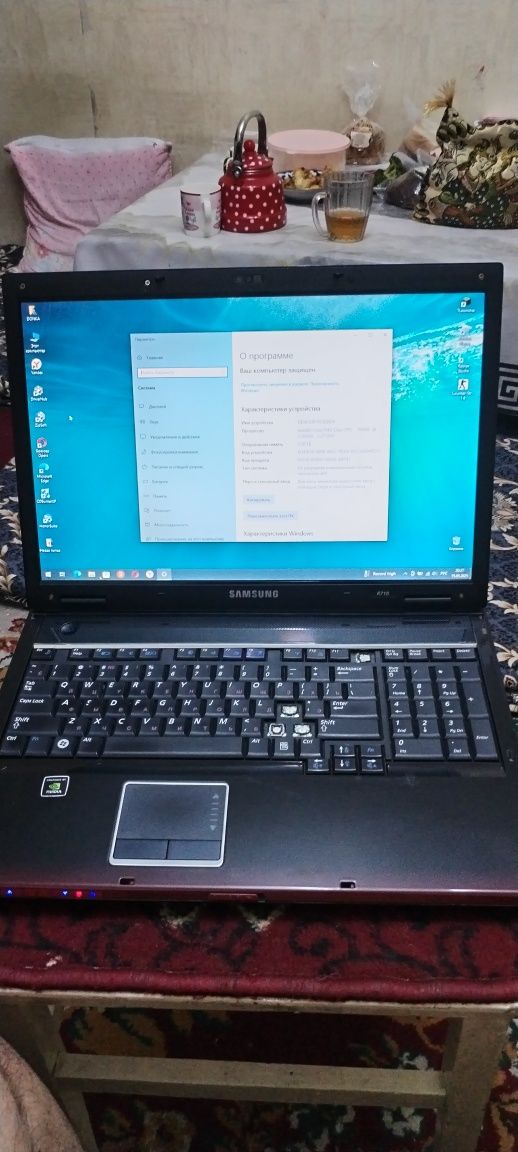 Ноутбук samsung r710