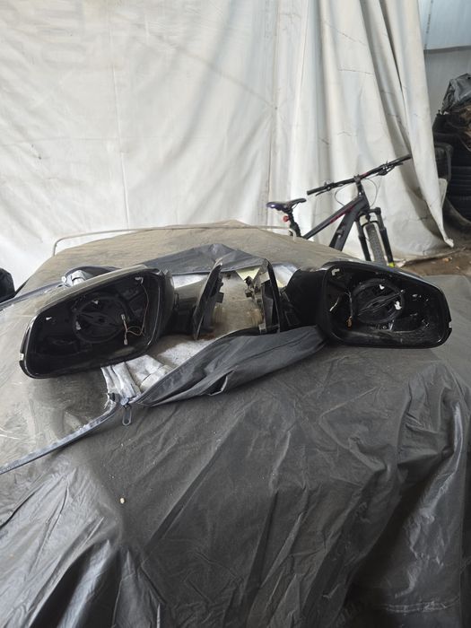 Огледала за BMW F21