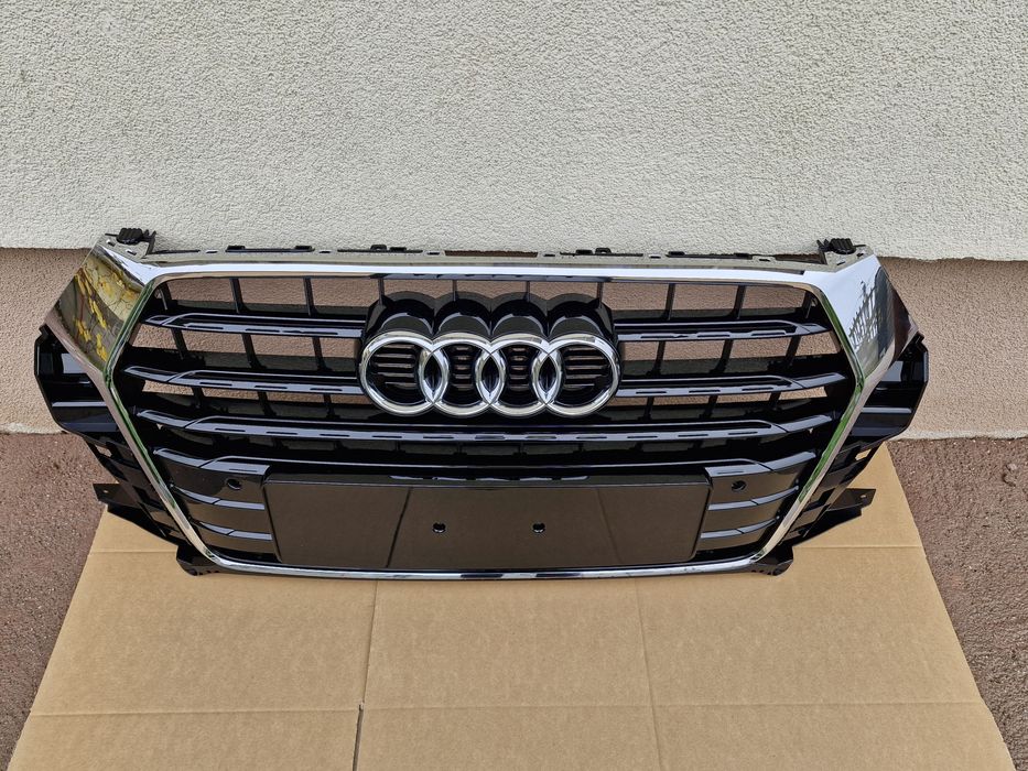 Grila centrala Audi Q3 facelift 2014-2018 NOUA