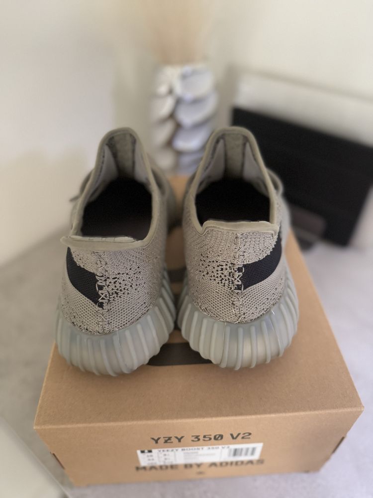 Adidas Yeezy 44 Granit 100% Autentici