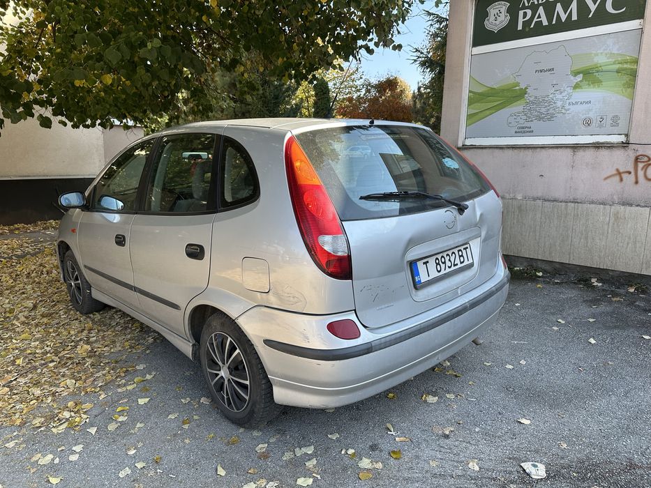 Nissan Almera Tino 1.8
