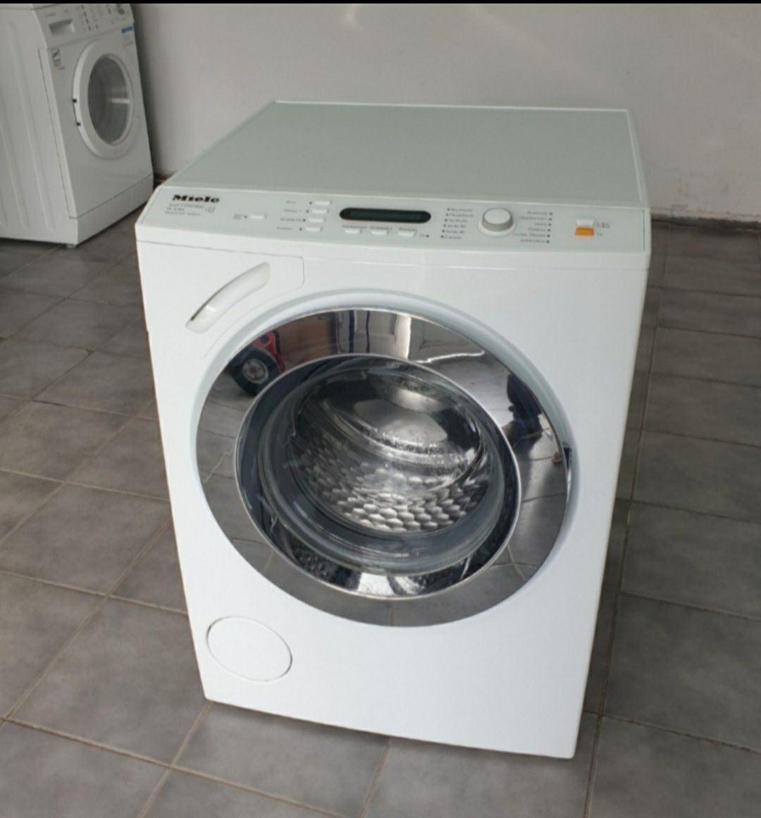 Masina de spălat rufe Miele.  WP 10822. Import Germania