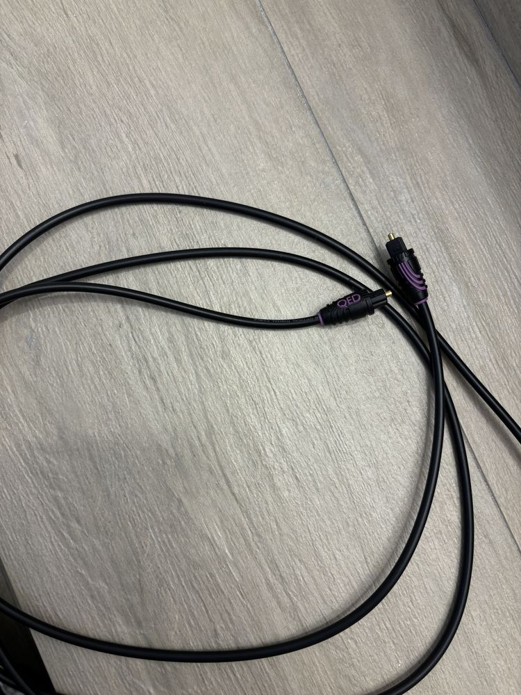 Cablu optic Qed profile nou 2metri