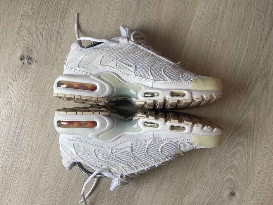 Nike Air Max plus tn triple white
