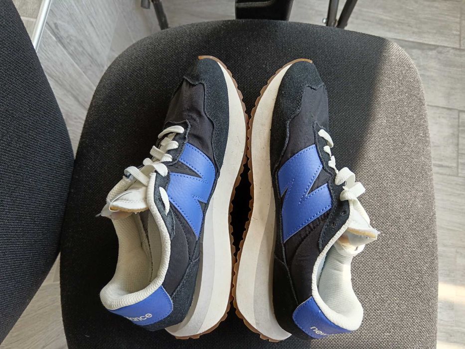 Маратонки New balance 37.5 номер