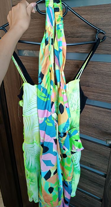 Нови рокли Bershka, Mohito