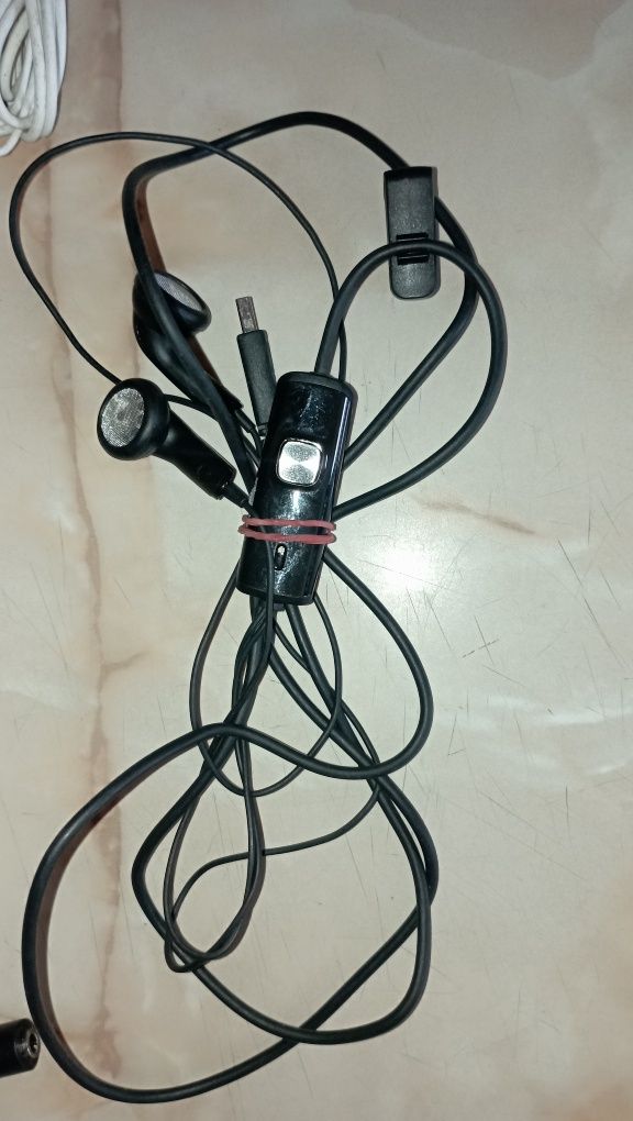 diferite căști audio