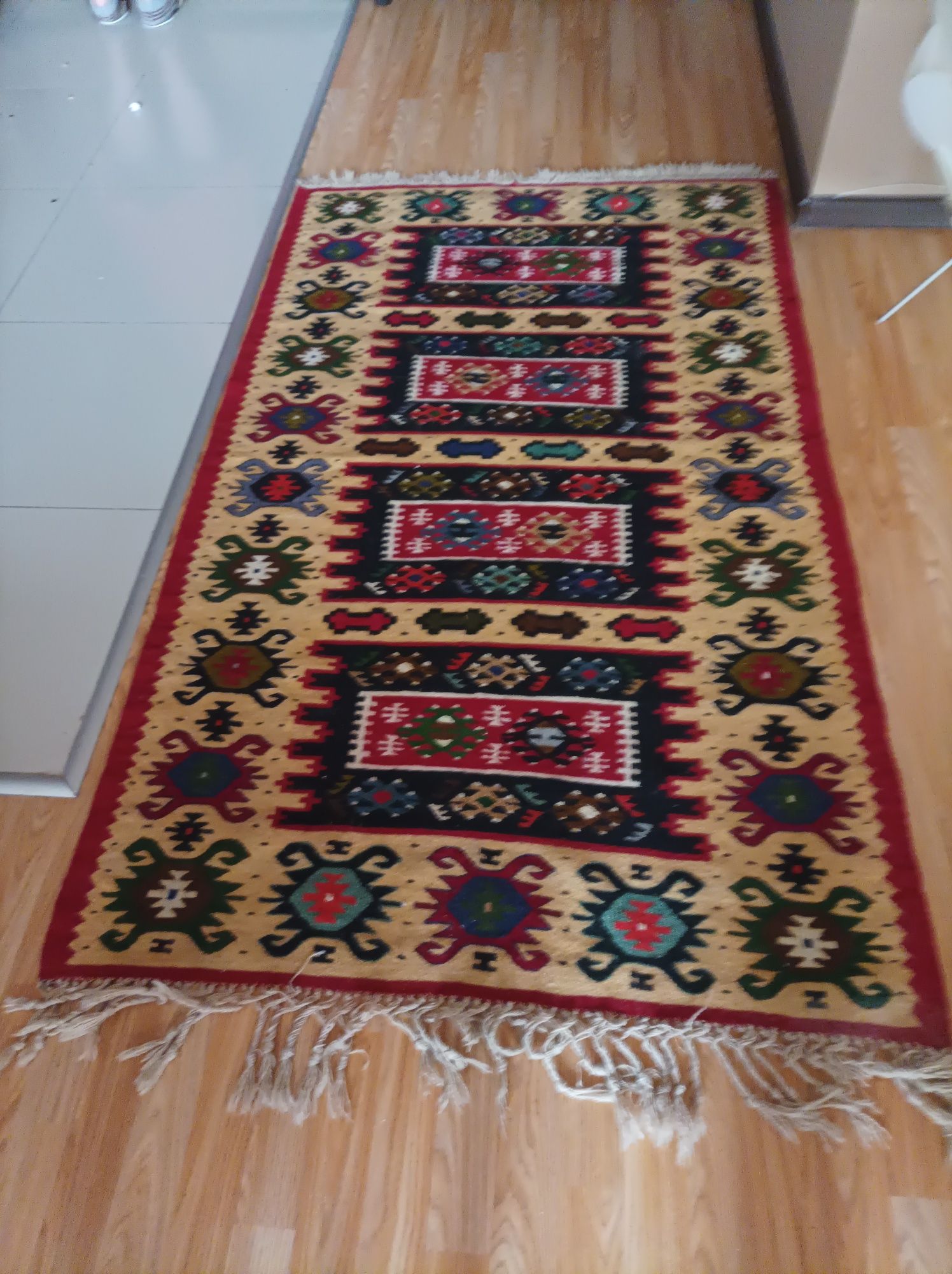 Чипровски килим "Пиротски"