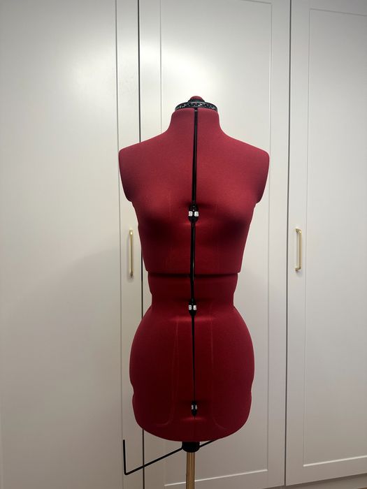 Adjustable Dress Form