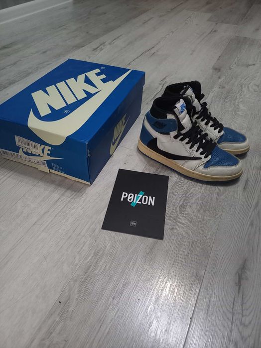 Продам кроссовки nike air jordan 1 retro high 38 размер