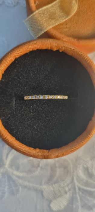 Inel cu 15 diamante naturale  cu certificat gemologic 1.26 grame aur