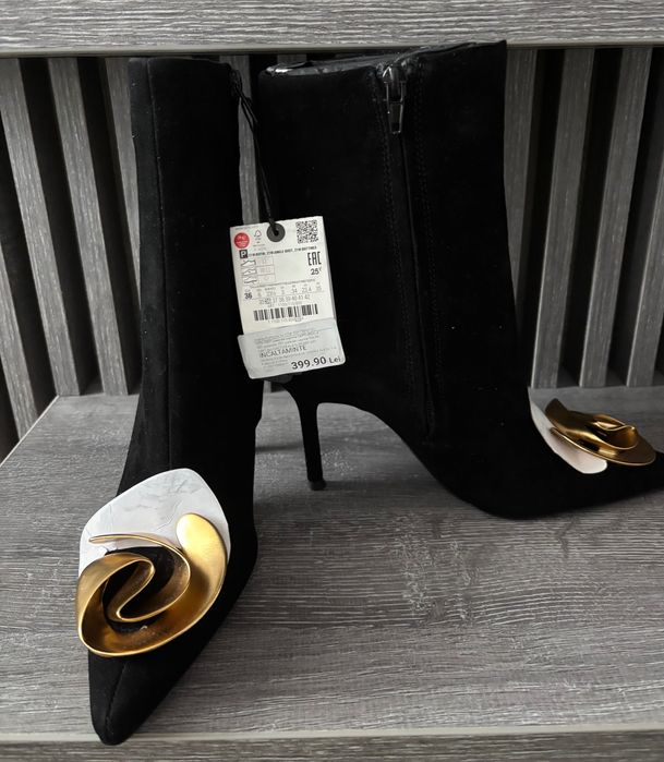 Botine Zara piele intoarsa marimea 36