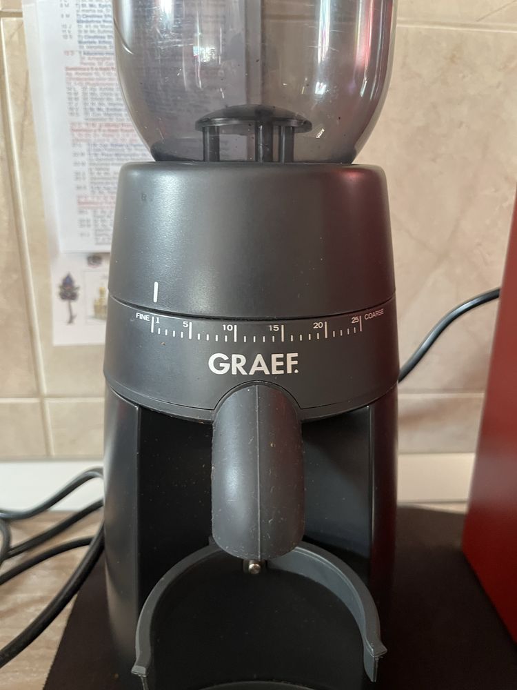 Espressor Gaggia Classic Pro și râșniță Graef CM702 plus accesorii