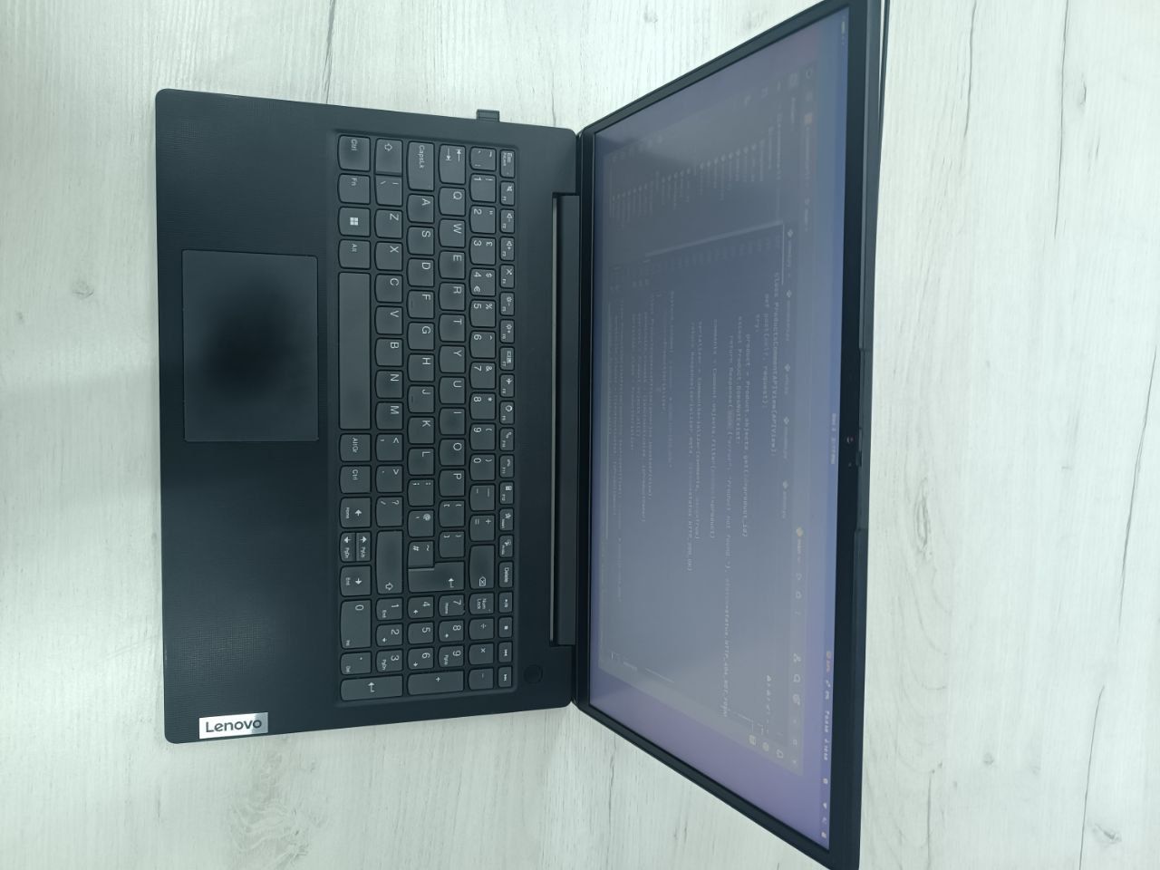 Ноутбук Lenovo V15 G4