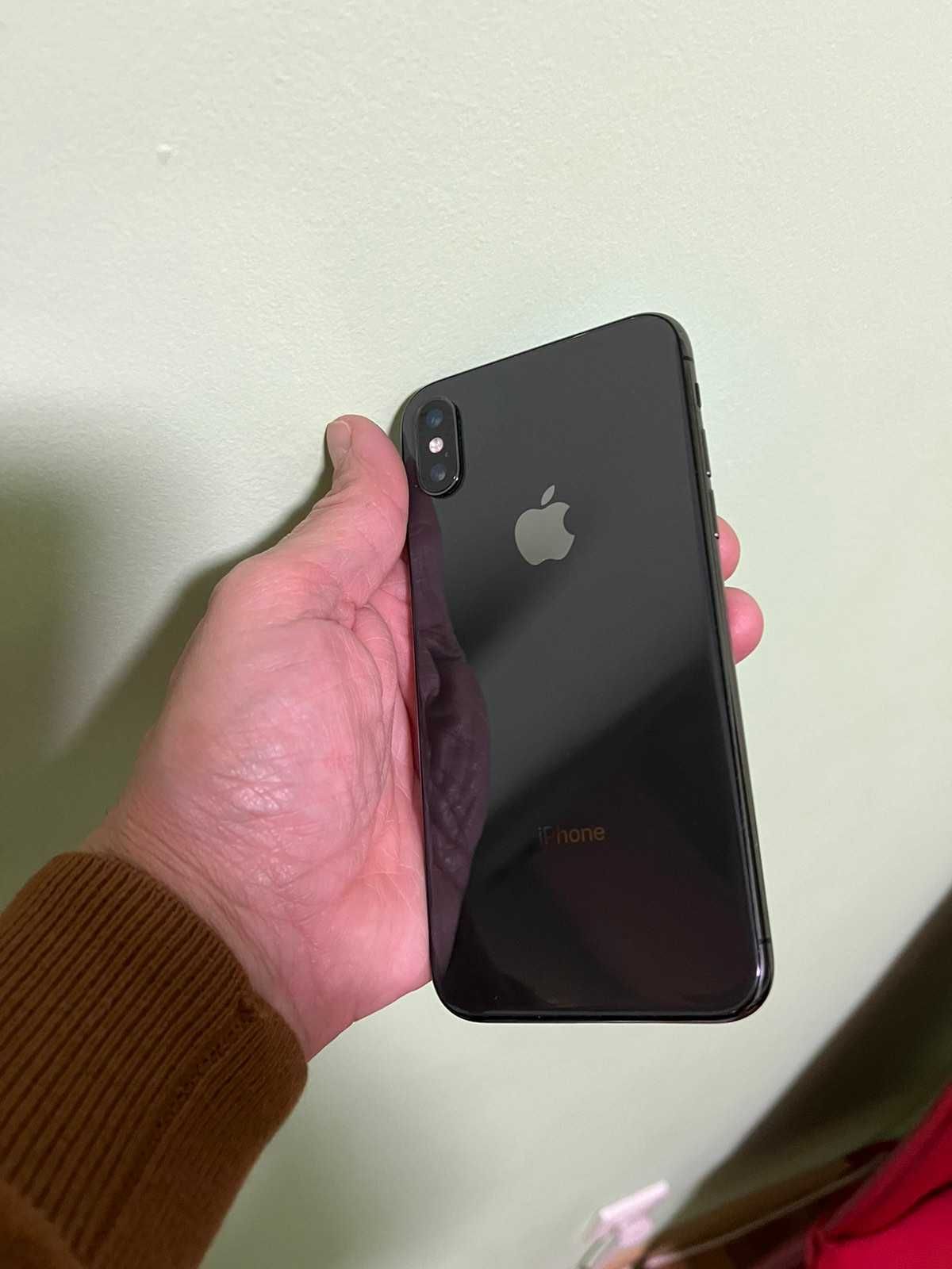 IPHONE X  черен /