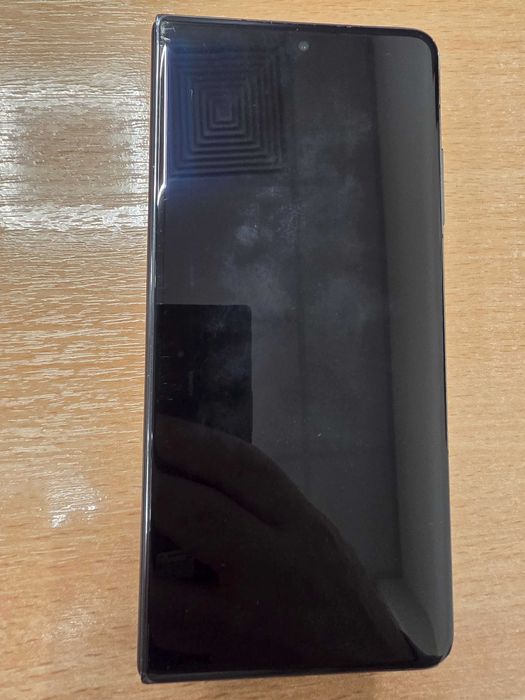 Honor Magic V2 сгъваем телефон