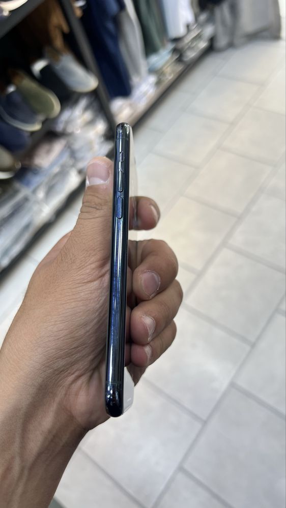 Iphone 11 pro.