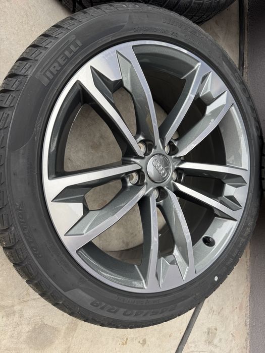 Jante Originale Audi S-line R18 A5 A4 A6 echipate iarna noi Pirelli