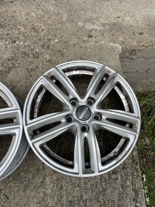 3 броя джанти Toyota 16 Brock