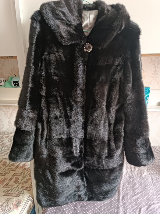 Продается норковая шуба