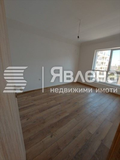 Продава се Четиристаен апартамент в Пловдив, Христо Смирненски - 109 кв.м за 1424 €/кв.м - Снимка #11