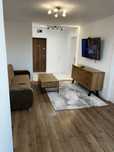 Inchiriez apartament carpati