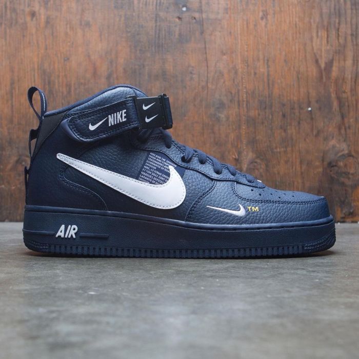 Nike Air Force 1